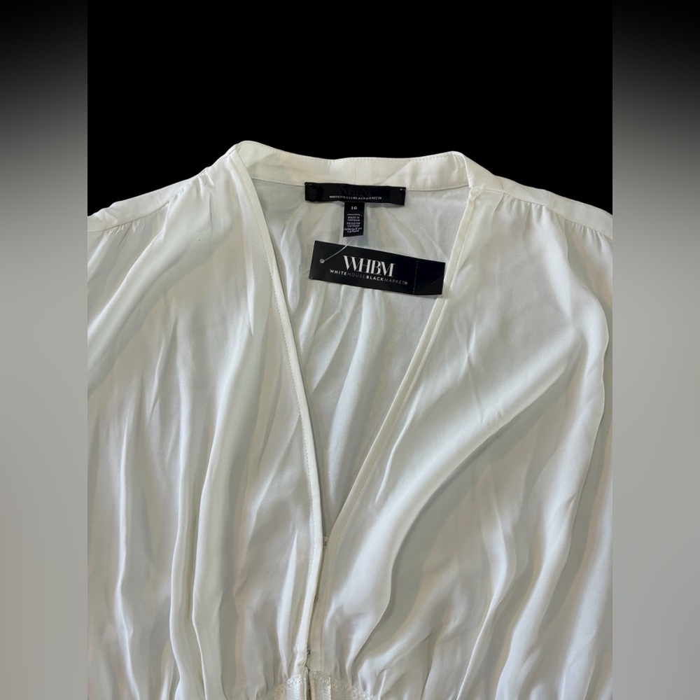 White House Black Market Blouse - Picture 3 of 11